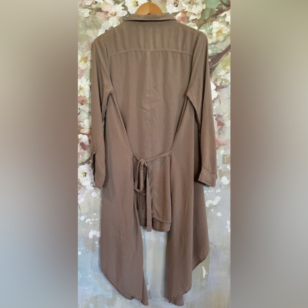 Umgee Brown High-Low Tunic Top - Picture 2 of 11